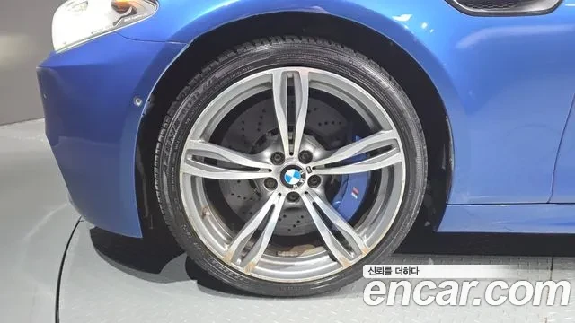 BMW M5, снимка 4 - Автомобили и джипове - 54638768