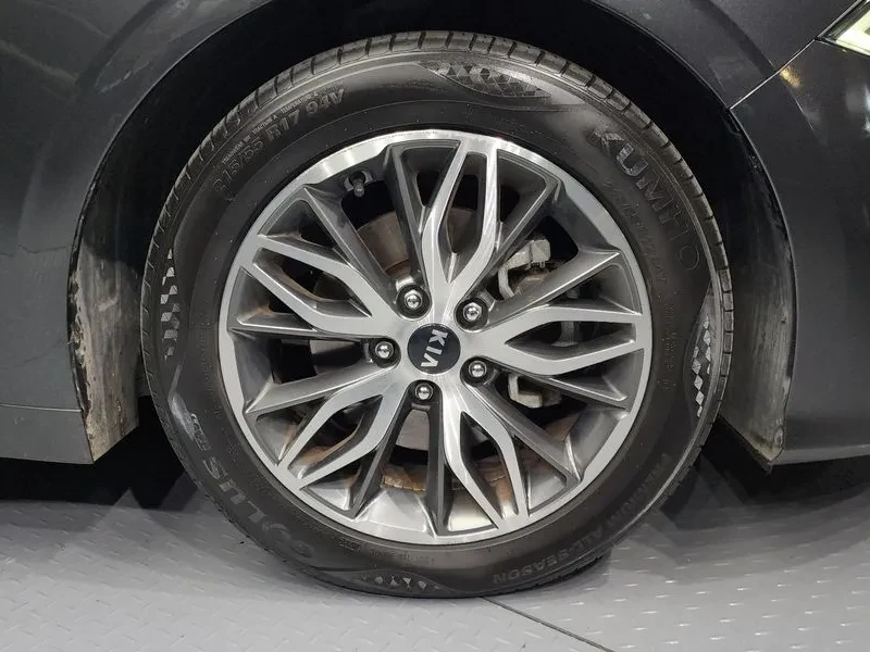 Kia K5 2.0 Prestige, снимка 5 - Автомобили и джипове - 55739330