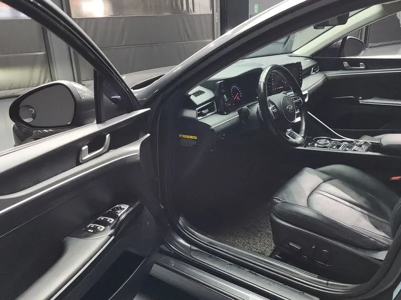 Kia K5 2.0 Prestige, снимка 10 - Автомобили и джипове - 55739330