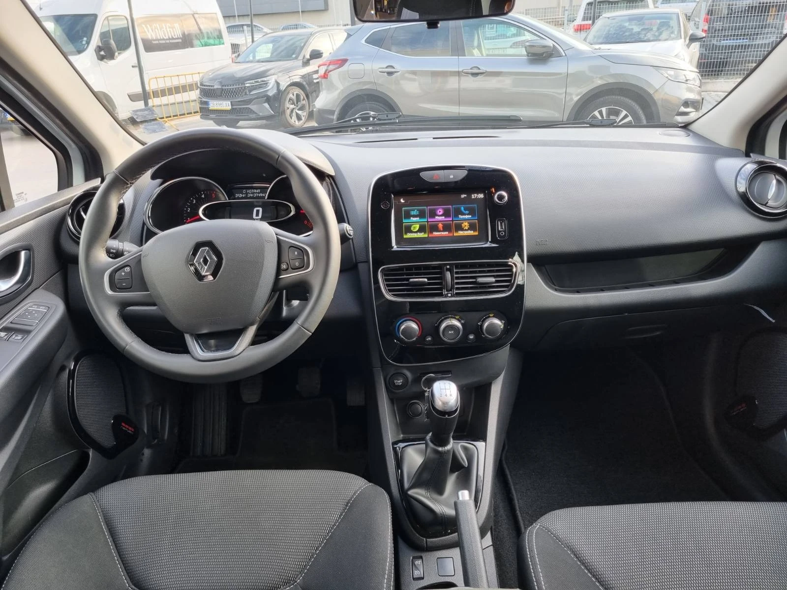 Renault Clio Energy dCi 75 к.с. BVM5 - изображение 7