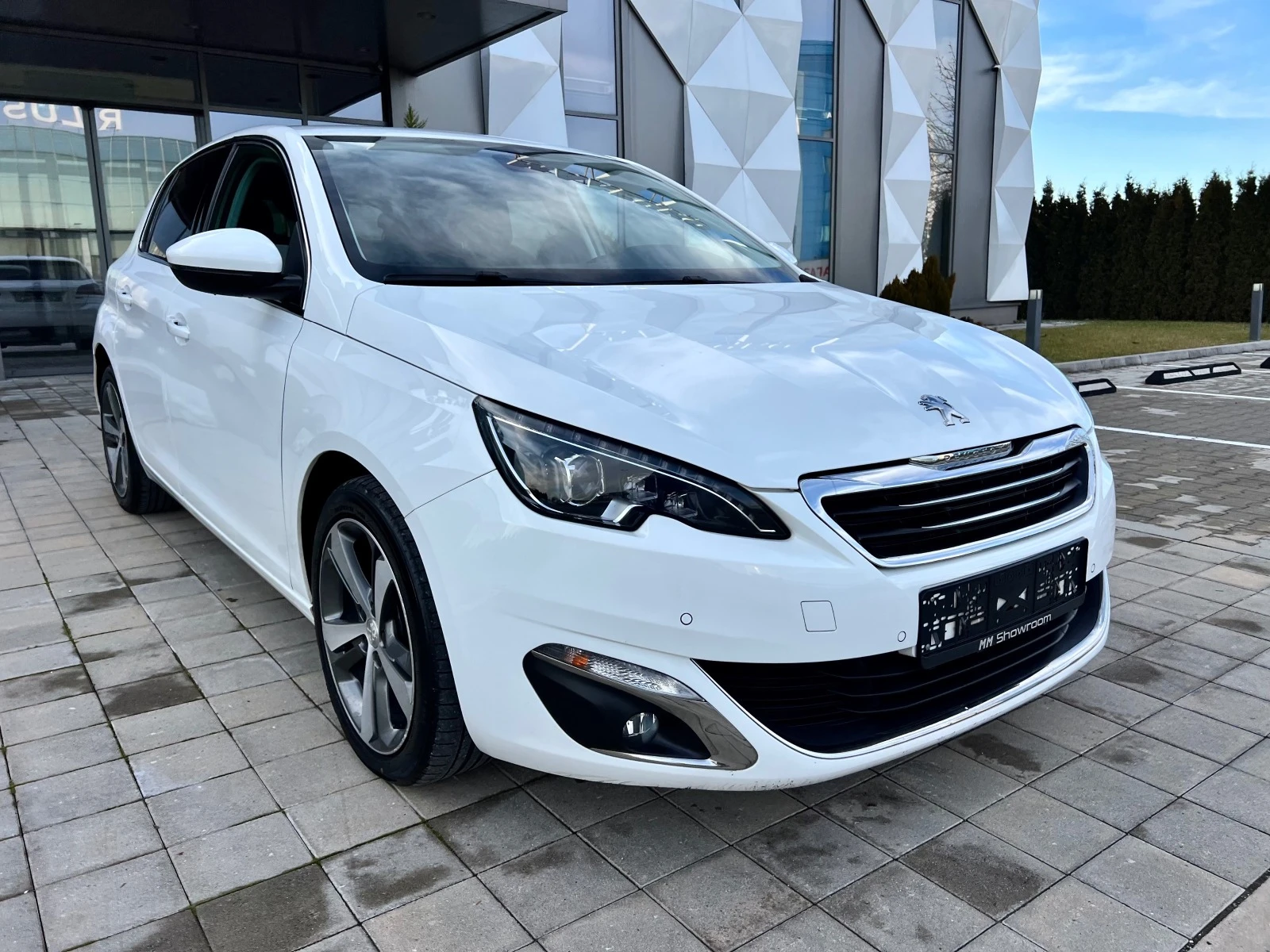 Peugeot 308 1.6HDI-ALLURE-KEYLESS-GO-NAVI-ПАРКТРОНИК-АВТОПИЛОТ - изображение 3