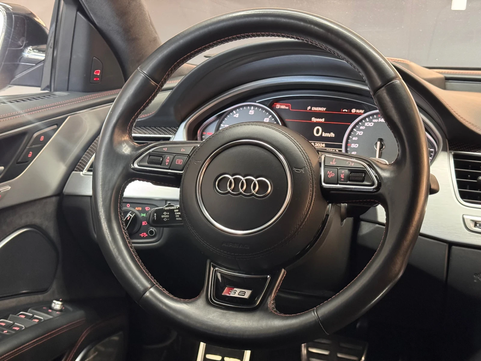 Audi S8 + * B&O* CERAMIC* NIGHT VISION* CARPLAY* CARBON* H - изображение 10