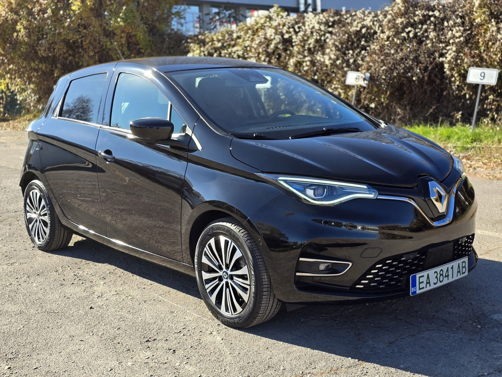 Renault Zoe 38000км. Гаранция, ccs. Riviera 52kw. - изображение 3