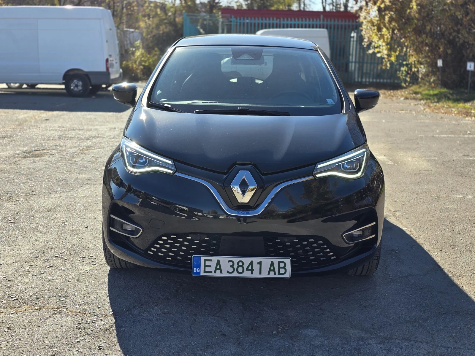 Renault Zoe 38000км. Гаранция, ccs. Riviera 52kw. - изображение 2