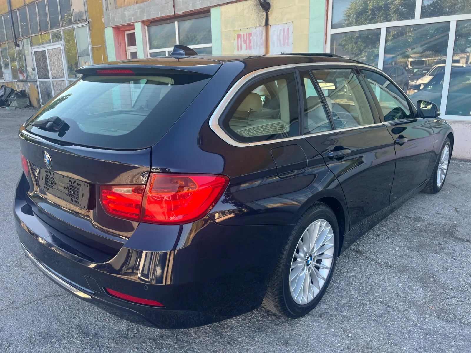 BMW 320 Панорама* HUD* NBT - изображение 5