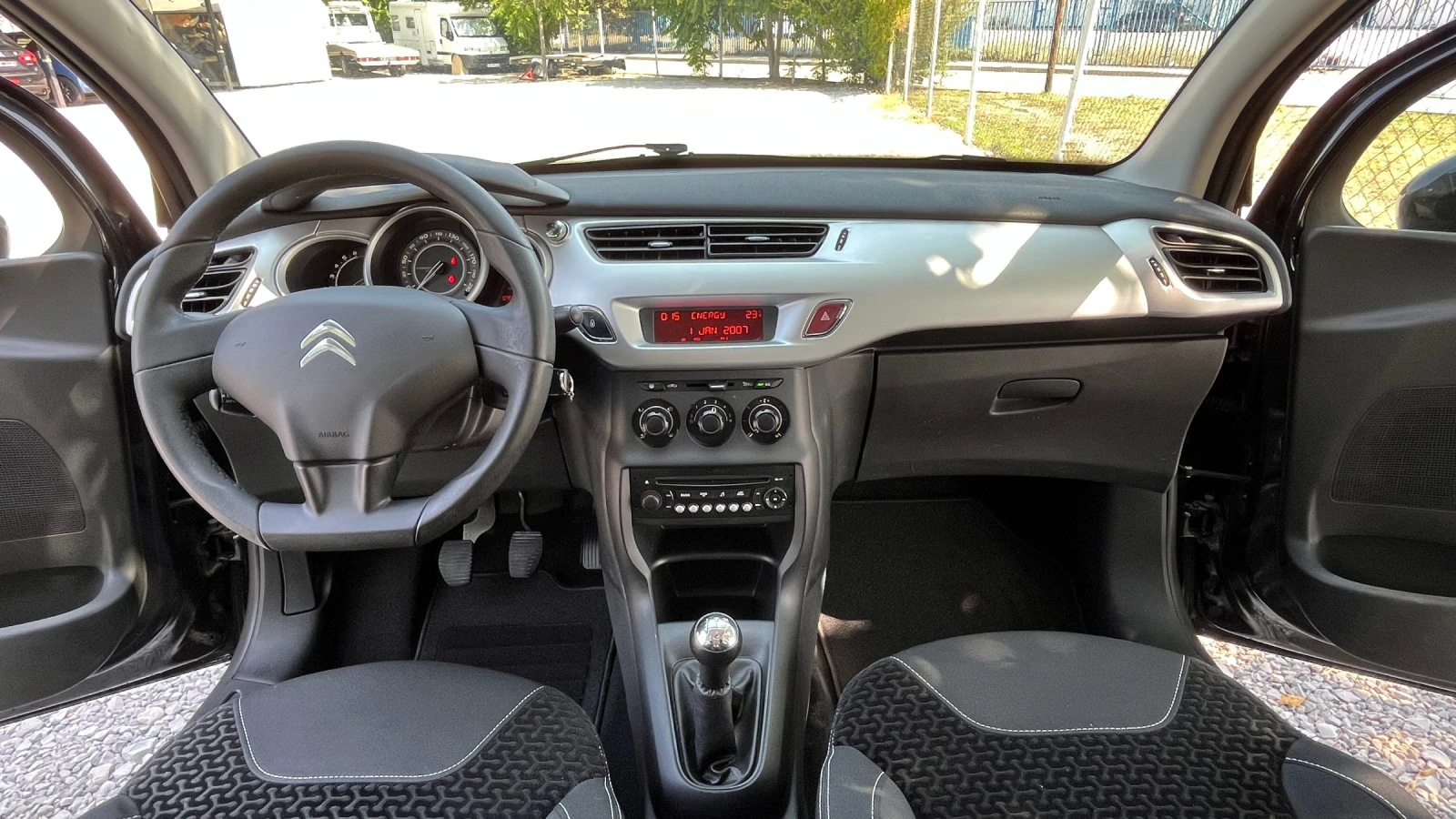 Citroen C3 1.1 75000 км - изображение 8