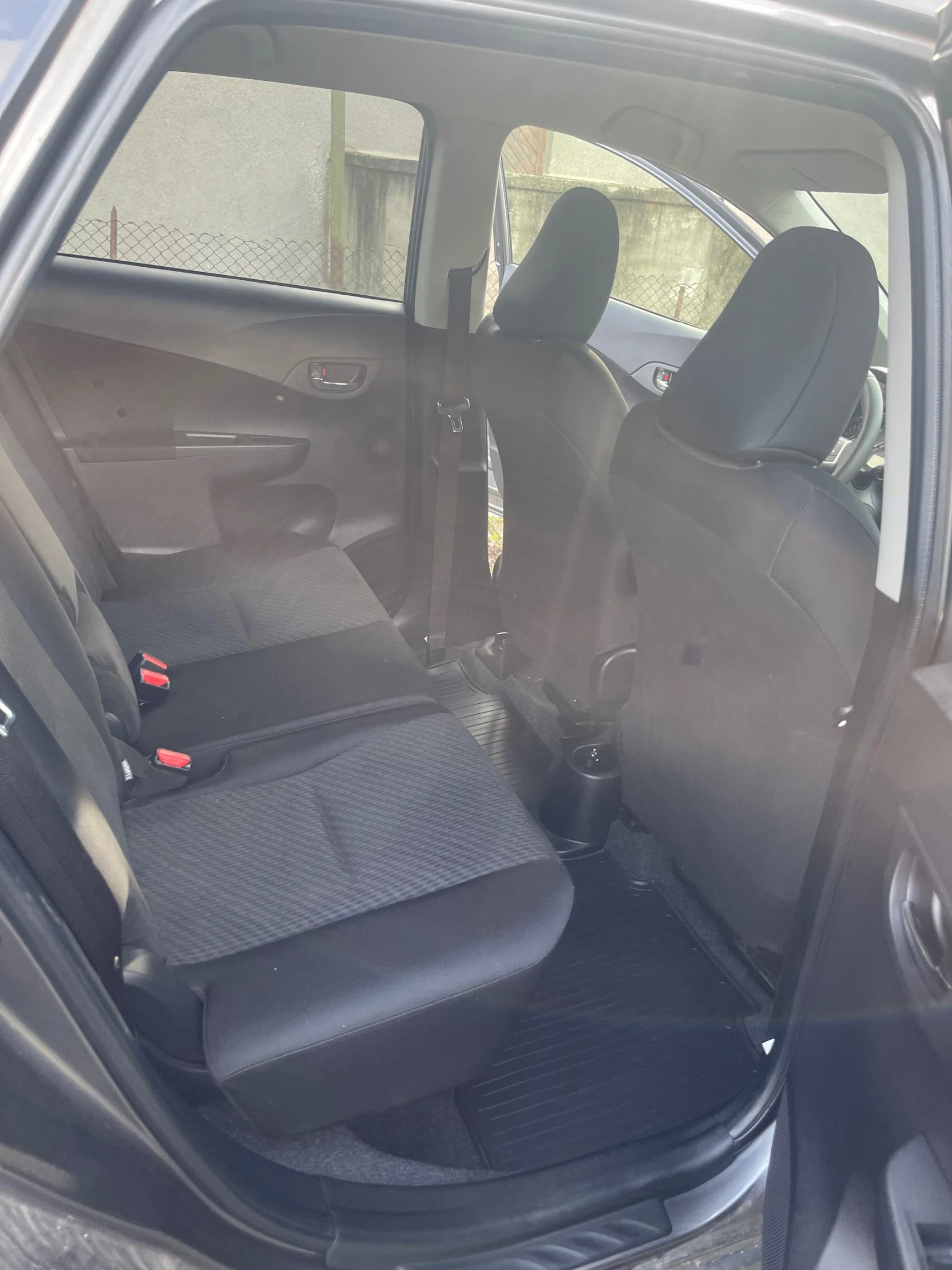 Toyota Verso S  - изображение 4