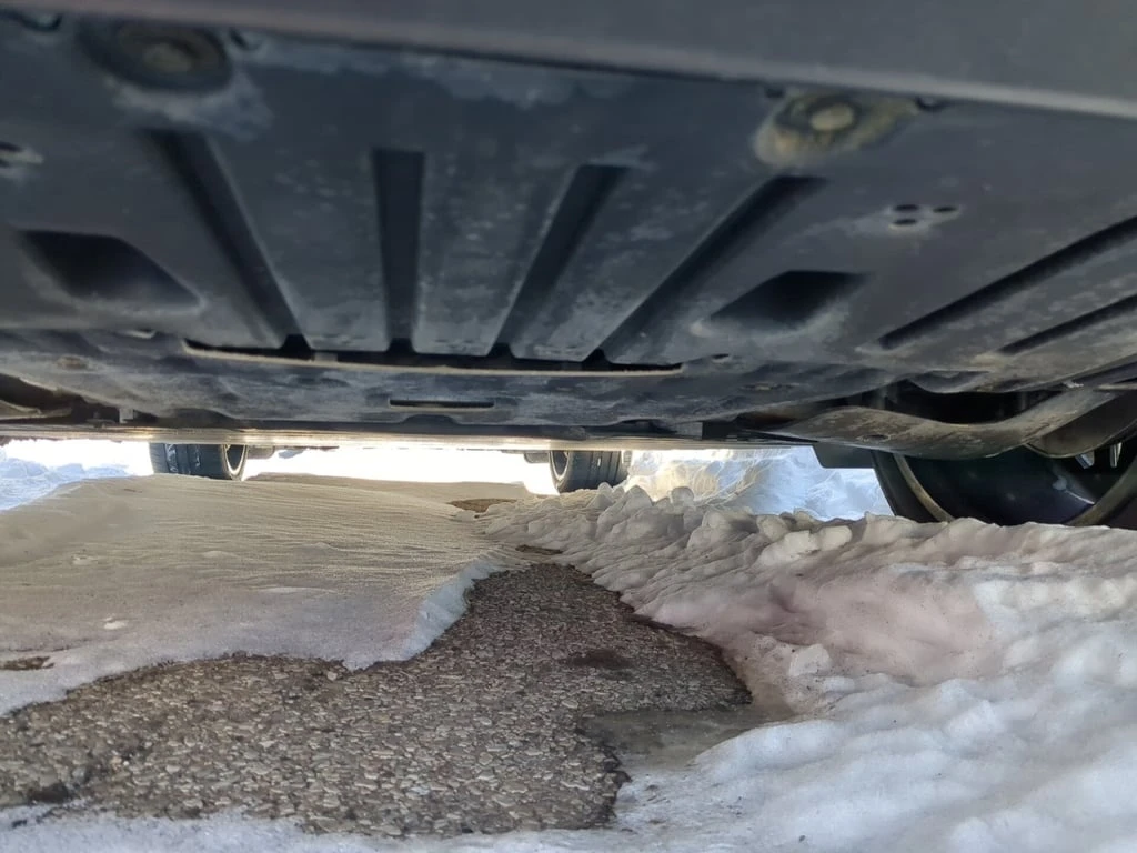 BMW iX XDRIVE50  CARFAX | Mobile.bg � ����������� 15