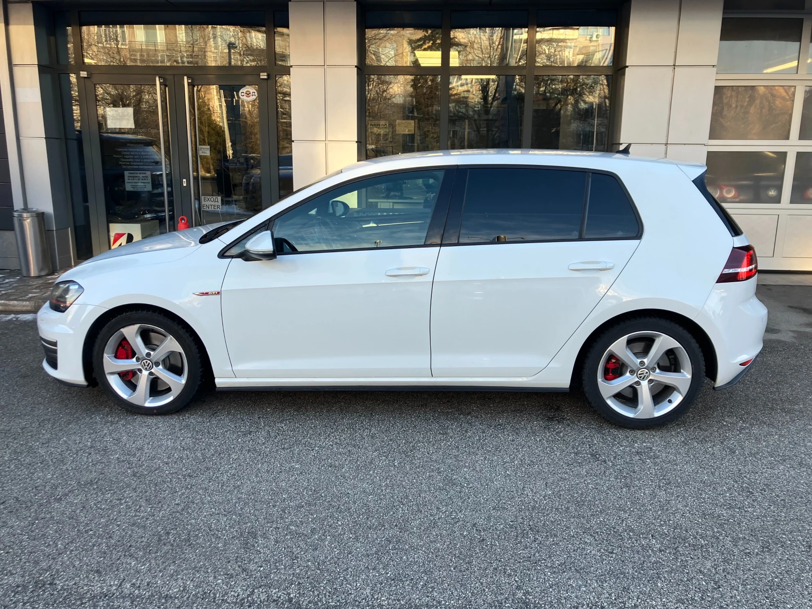 VW Golf GTI Performance Германия, снимка 3 - Автомобили и джипове - 53734962