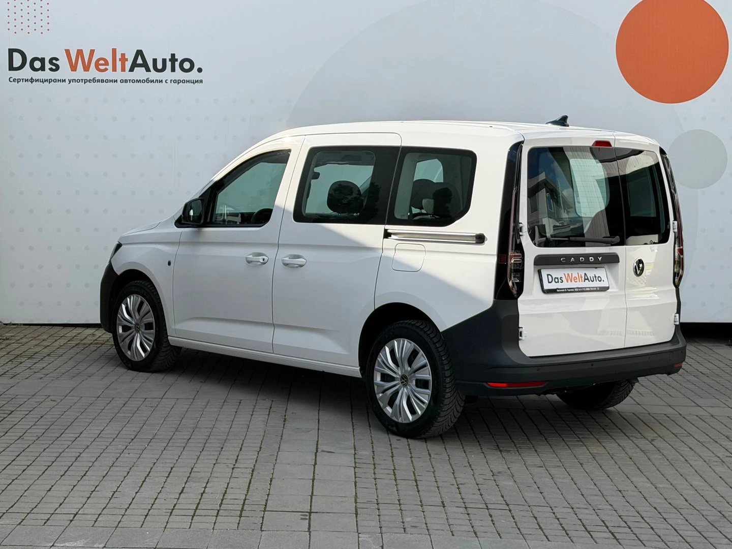 VW Caddy TDI 5 места - изображение 2