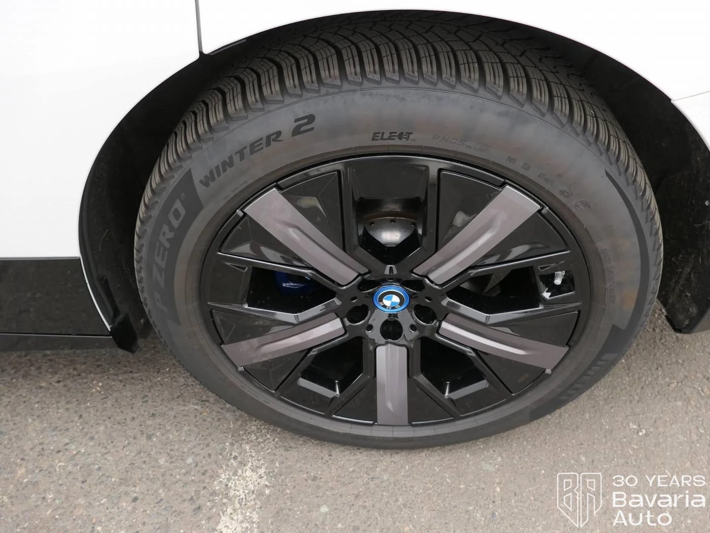 BMW iX M60 xDrive Edition Sport, снимка 16 - Автомобили и джипове - 55427985