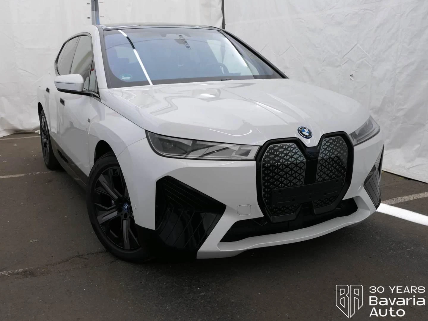 BMW iX M60 xDrive Edition Sport, снимка 4 - Автомобили и джипове - 55427985