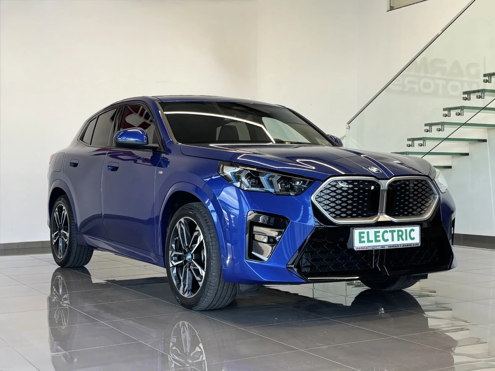 BMW iX2 Mpaket!!!204кс!!!, снимка 4 - Автомобили и джипове - 55674232