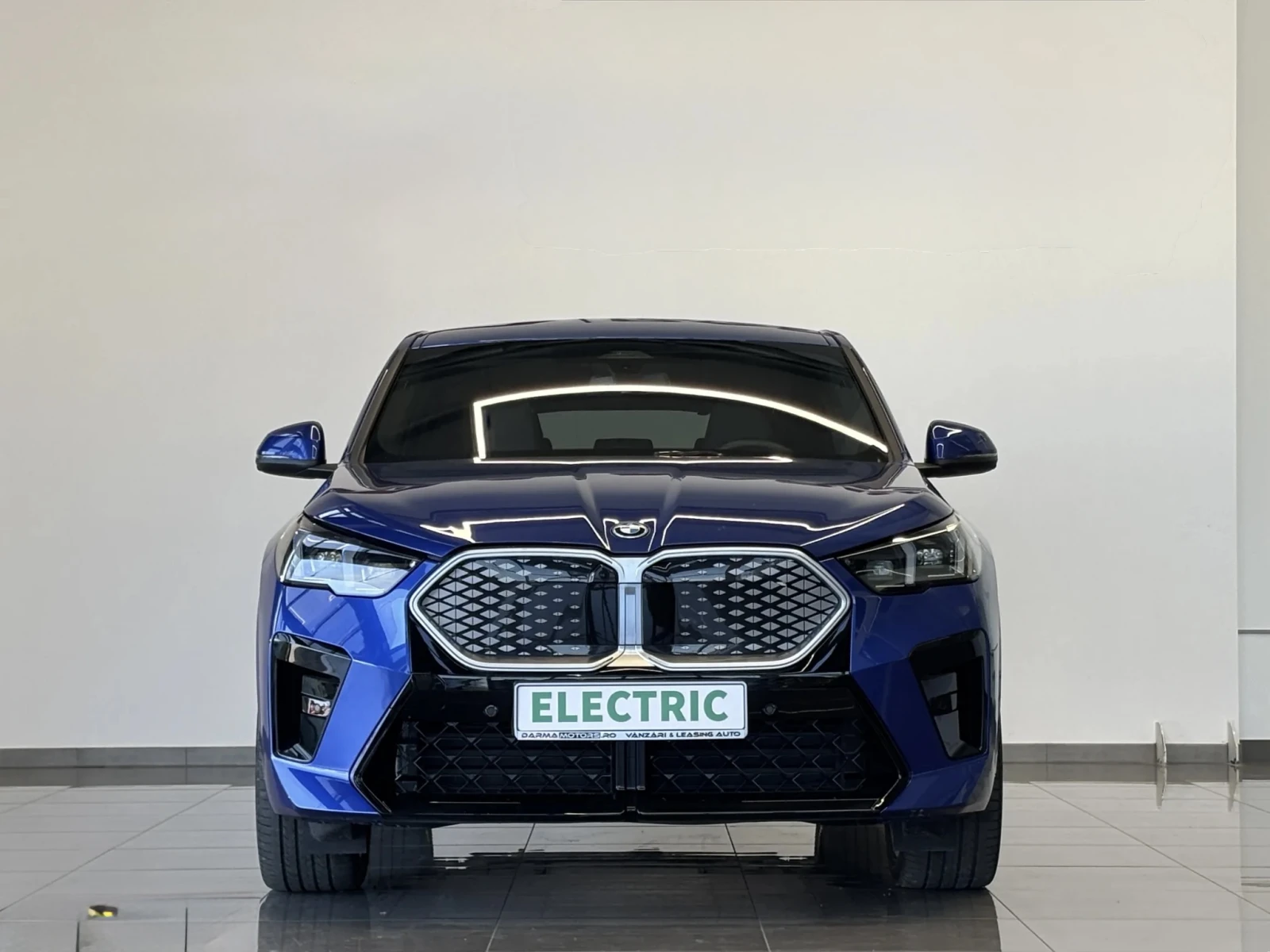 BMW iX2 Mpaket!!!204кс!!!