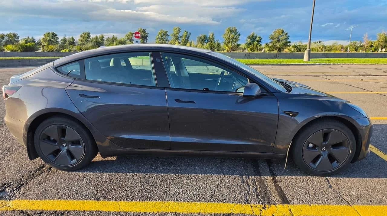 Tesla Model 3 * Long Range * CARFAX * ОПЦИЯ ЗА ФИНАНСИРАНЕ, снимка 2 - Автомобили и джипове - 55739917