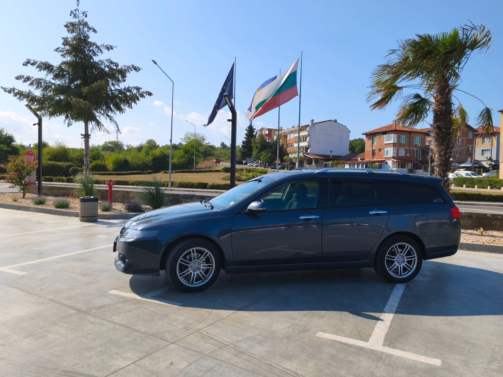 Honda Accord 2.2 180hp, снимка 9 - Автомобили и джипове - 55944193
