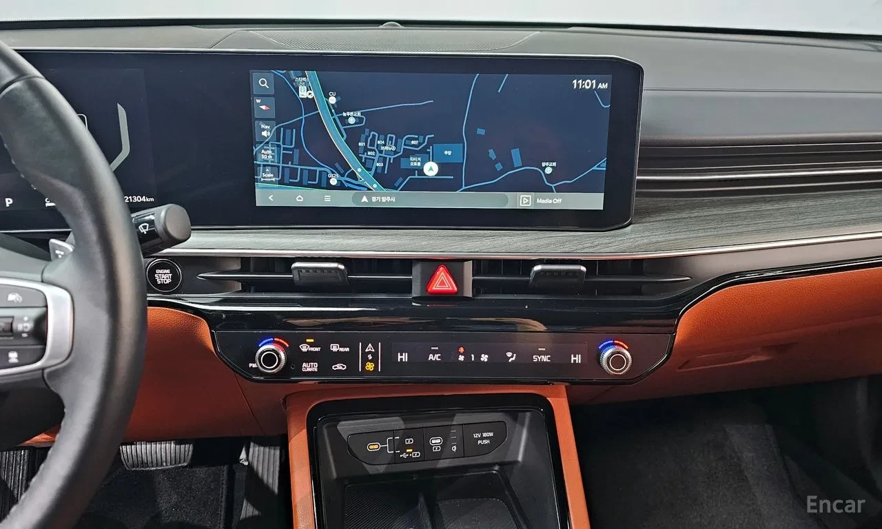 Kia K5 SIGNATURE| DISTRO| HUD| ОБДУХ| 360| БЕЗ ИНЦИДЕНТИ , снимка 12 - Автомобили и джипове - 55960202