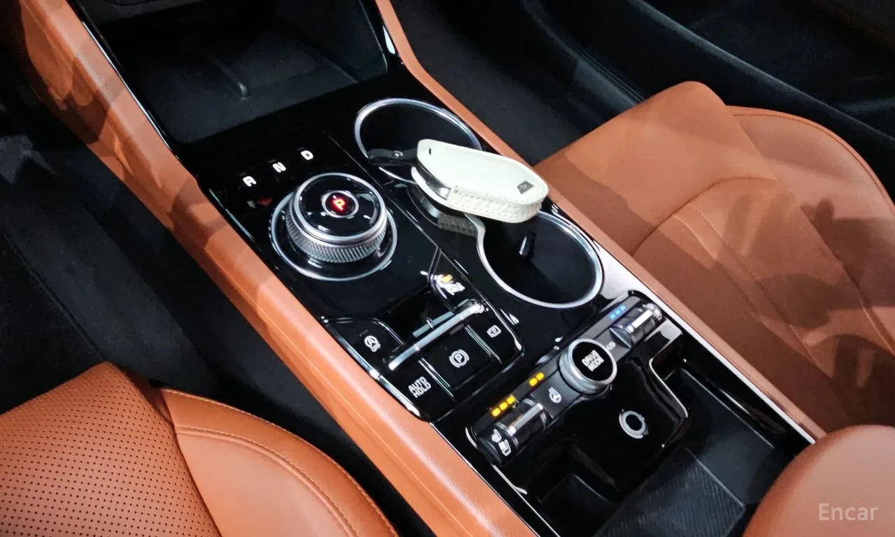 Kia K5 SIGNATURE| DISTRO| HUD| ОБДУХ| 360| БЕЗ ИНЦИДЕНТИ , снимка 9 - Автомобили и джипове - 55960202