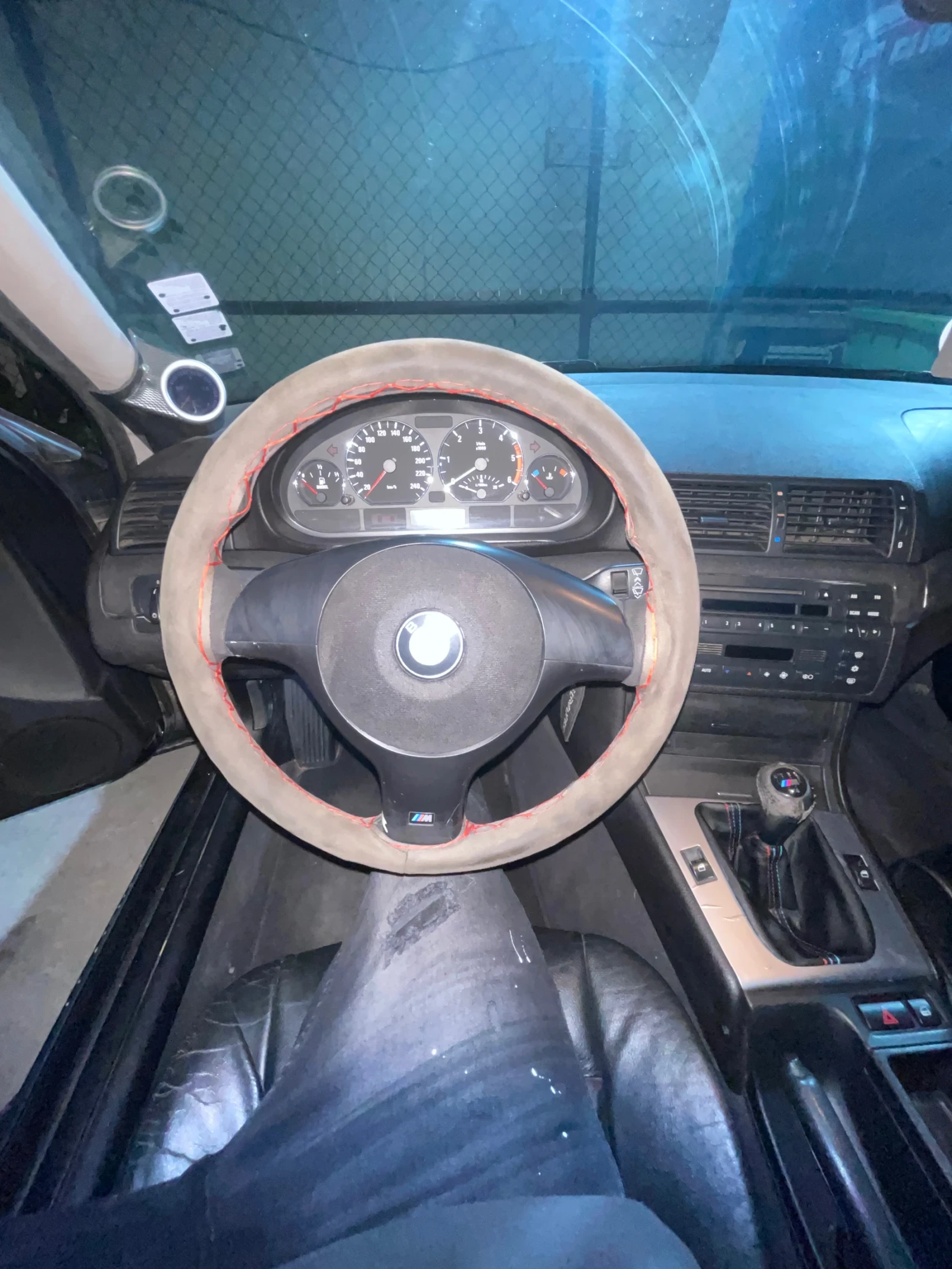 BMW 320, снимка 11 - Автомобили и джипове - 56238518