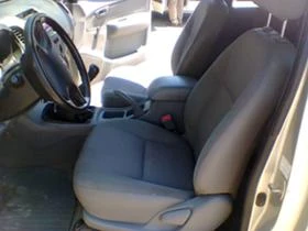 Toyota Hilux, снимка 10
