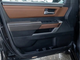 Toyota Tundra Platinum Hybrid * Фиксирана цена до БГ * CARFAX * , снимка 15