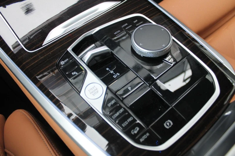 BMW X5 30d* M-SPORT* HEAD-UP* H&K* MEMORY* KEYLESS* , снимка 8 - Автомобили и джипове - 52628520