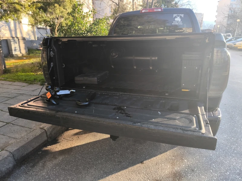 Toyota Tundra 1 Собственик 5.7 Limited MaxCab, снимка 8 - Автомобили и джипове - 53238478