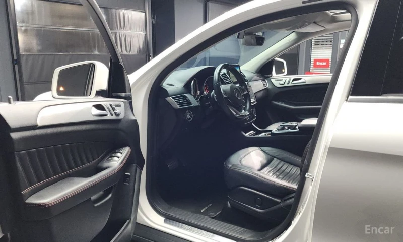 Mercedes-Benz GLE 350, снимка 10 - Автомобили и джипове - 53252736