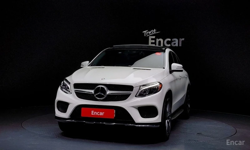 Mercedes-Benz GLE 350, снимка 3 - Автомобили и джипове - 53252736
