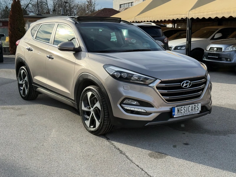 Hyundai Tucson 2.0 CRDI Xpossible /4x4/Автоматик/100%РЕАЛНИ КМ!, снимка 3 - Автомобили и джипове - 53262021