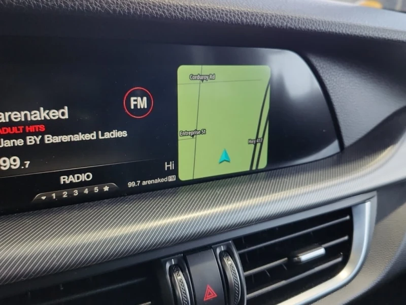 Alfa Romeo Stelvio * TI SPORT * CARFAX * ЦЕНА ДО БГ, снимка 12 - Автомобили и джипове - 53426115