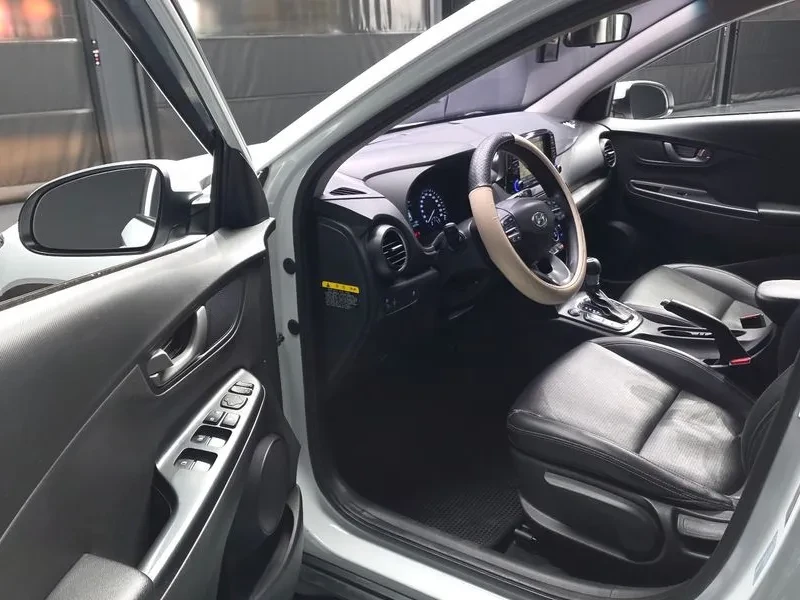 Hyundai Kona 1.6 2Wd Modern, снимка 10 - Автомобили и джипове - 53763016
