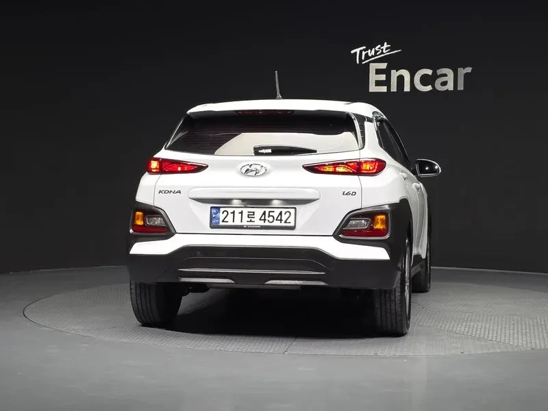 Hyundai Kona 1.6 2Wd Modern, снимка 4 - Автомобили и джипове - 53763016