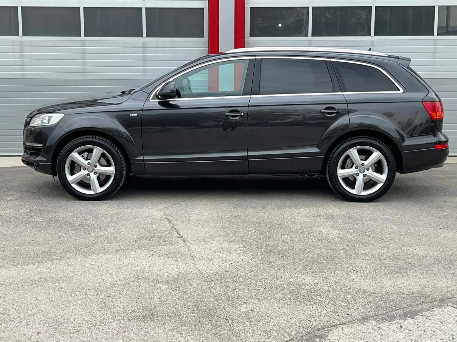Audi Q7 3.0TDI S-LINE QUATTRO AUTOMATIK NAVI KLIMATRONIK  - изображение 6
