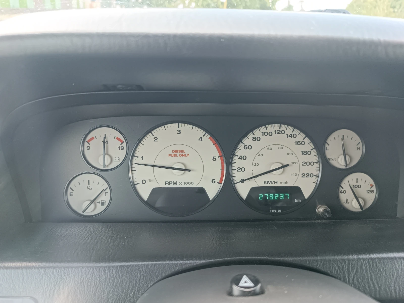 Jeep Grand cherokee 2.7 CRD - изображение 8