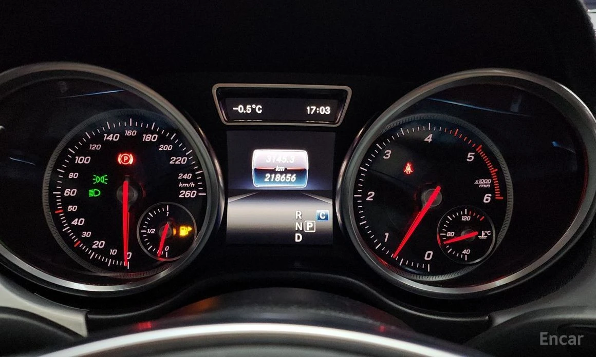 Mercedes-Benz GLE 350  - изображение 8