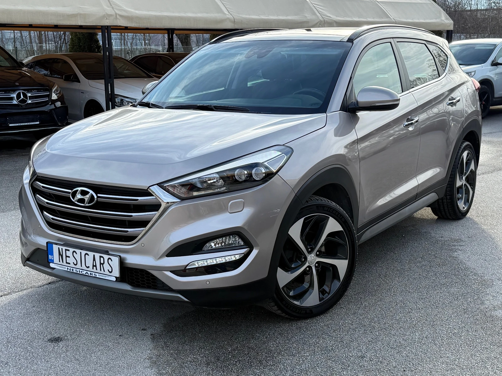 Hyundai Tucson 2.0 CRDI Xpossible /4x4/���������/100%������ ��! | Mobile.bg � ����������� 1