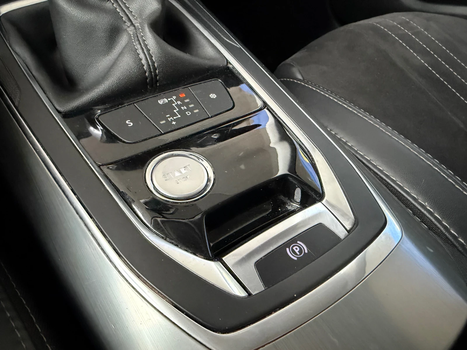 Peugeot 308 БАРТЕР* 2.0HDI* Автоматик* Кожа* , снимка 11 - Автомобили и джипове - 53542021