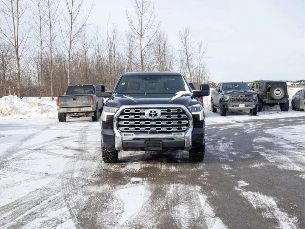 Toyota Tundra Platinum Hybrid * Фиксирана цена до БГ * CARFAX * , снимка 2 - Автомобили и джипове - 54049958