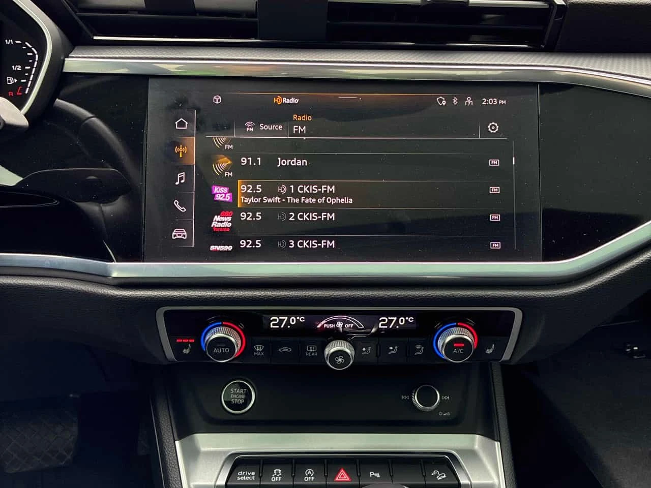 Audi Q3 * Progressiv * CARFAX * БЕЗ ПЪРВОНАЧАЛНА ВНОСКА, снимка 9 - Автомобили и джипове - 54479955
