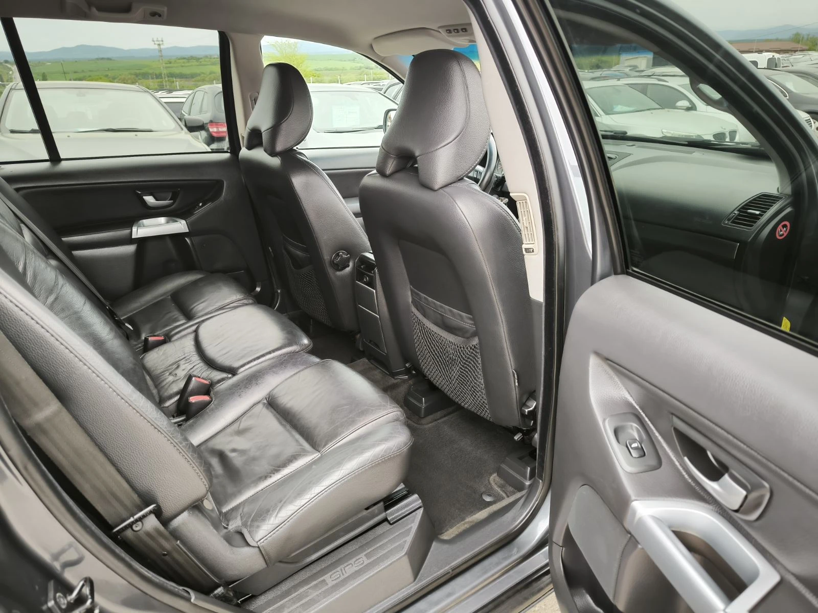 Volvo Xc90 2, 5T 6+ 1 4X4, снимка 12 - Автомобили и джипове - 54481748