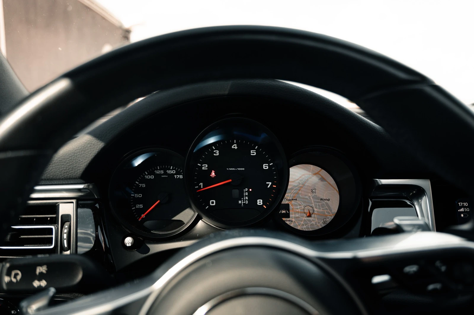 Porsche Macan, снимка 8 - Автомобили и джипове - 54785689