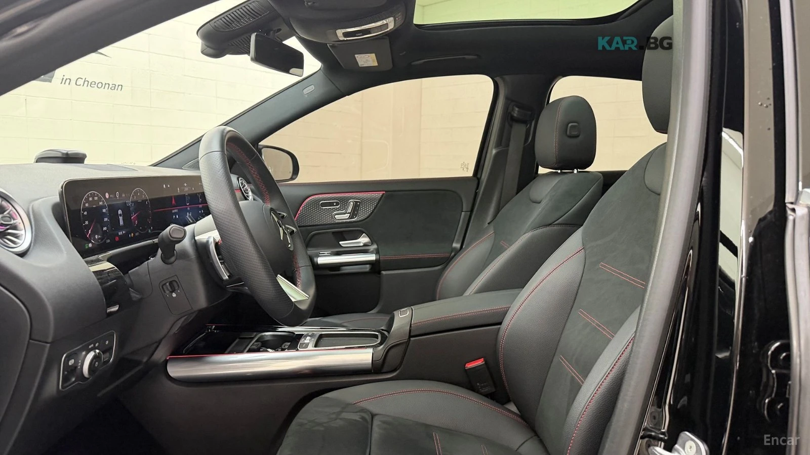 Mercedes-Benz GLA 250 4MATIC/360 VIEW/LANE DEPARTURE/DRIVER ASSIST, снимка 15 - Автомобили и джипове - 54813304