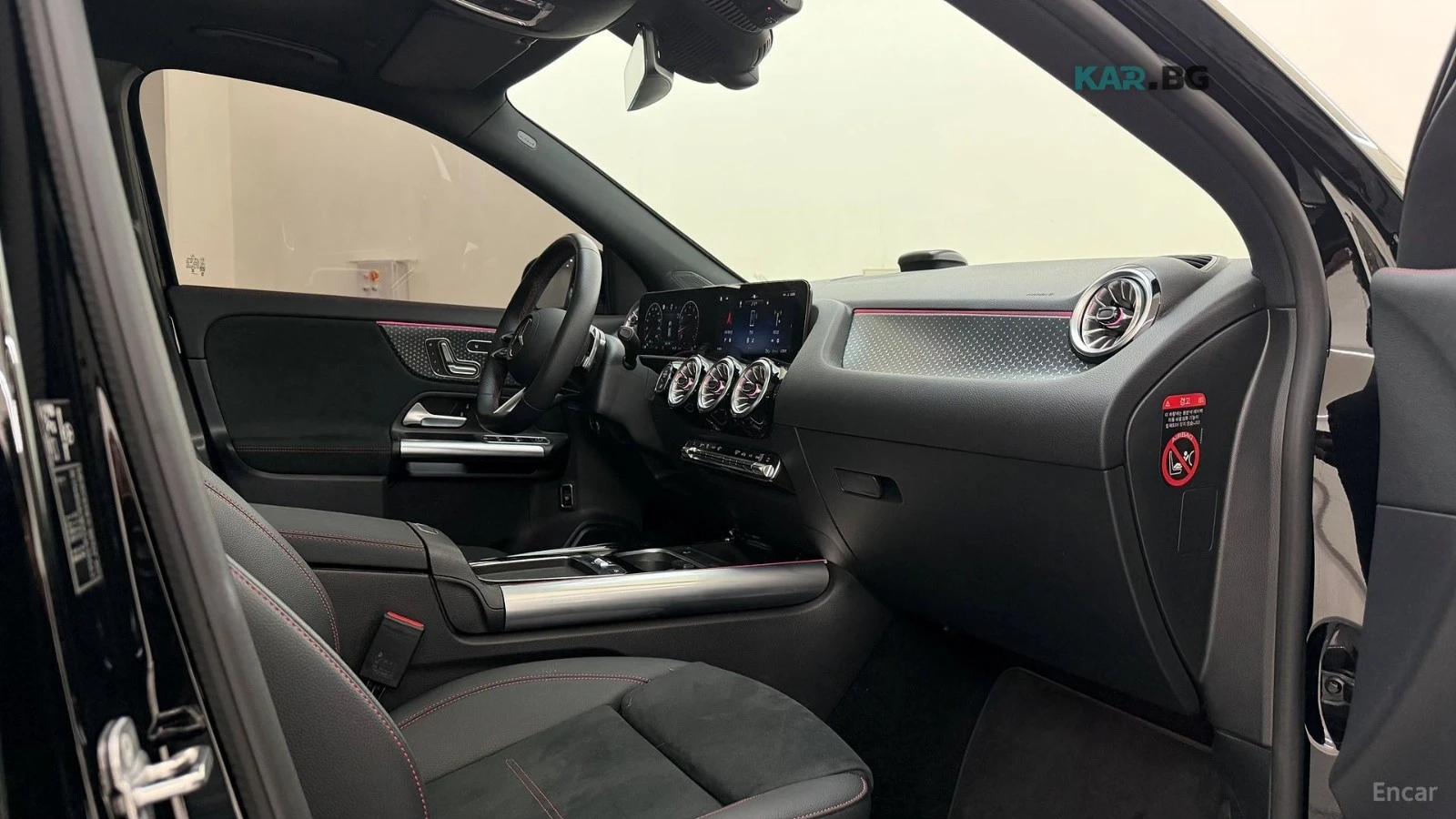 Mercedes-Benz GLA 250 4MATIC/360 VIEW/LANE DEPARTURE/DRIVER ASSIST, снимка 14 - Автомобили и джипове - 54813304