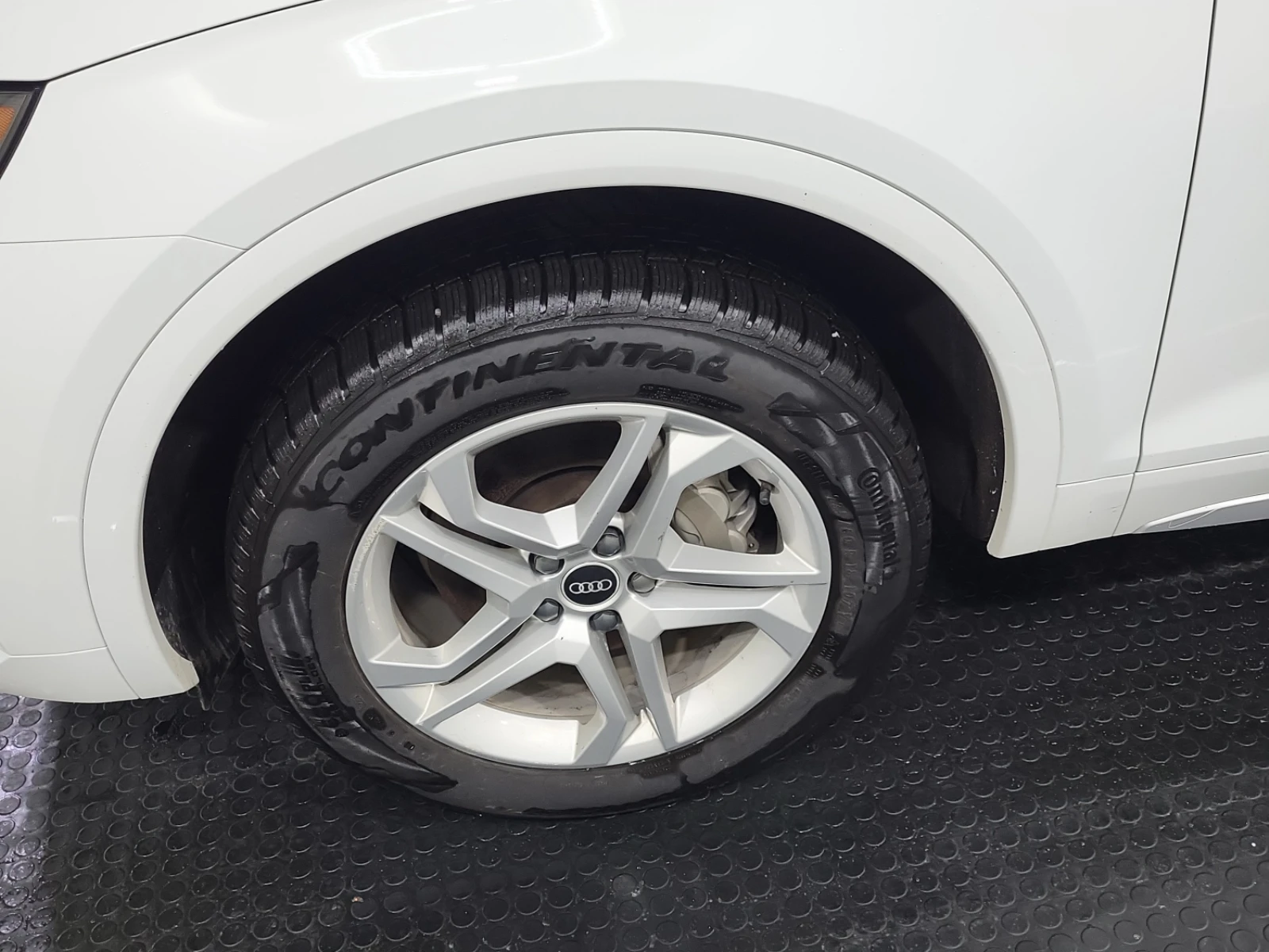 Audi Q5 Komfort ПРОГНОЗНА ЦЕНА до БГ !!!, снимка 5 - Автомобили и джипове - 55253076