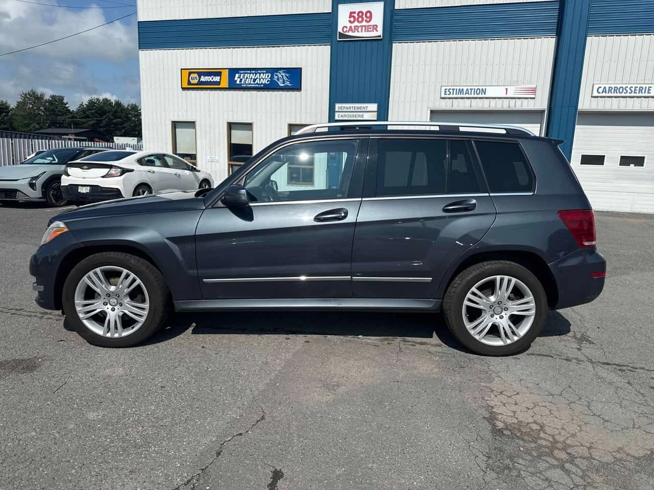 Mercedes-Benz GLK * 250 BlueTEC * АВТОКРЕДИТ БЕЗ ПЪРВОНАЧАЛНА ВНОСКА, снимка 2 - Автомобили и джипове - 55508020