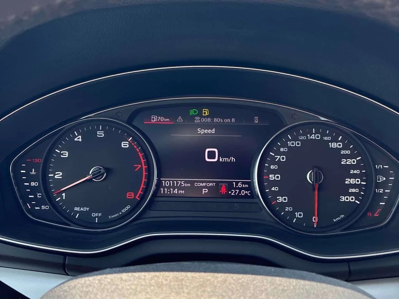 Audi Q5 * Komfort * CARFAX * ДИСТРОНИК * 2 КЛЮЧА, снимка 8 - Автомобили и джипове - 55579712