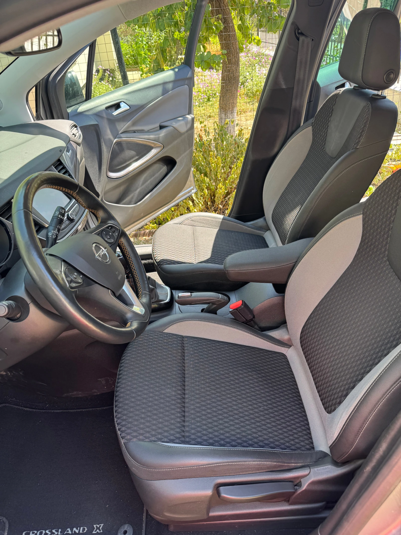 Opel Crossland X, снимка 7 - Автомобили и джипове - 55684315