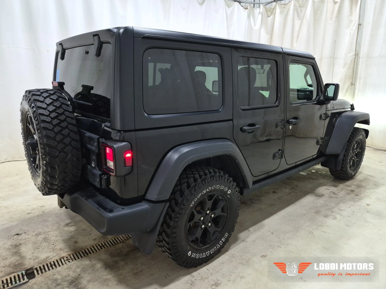 Jeep Wrangler, снимка 3 - Автомобили и джипове - 55955726