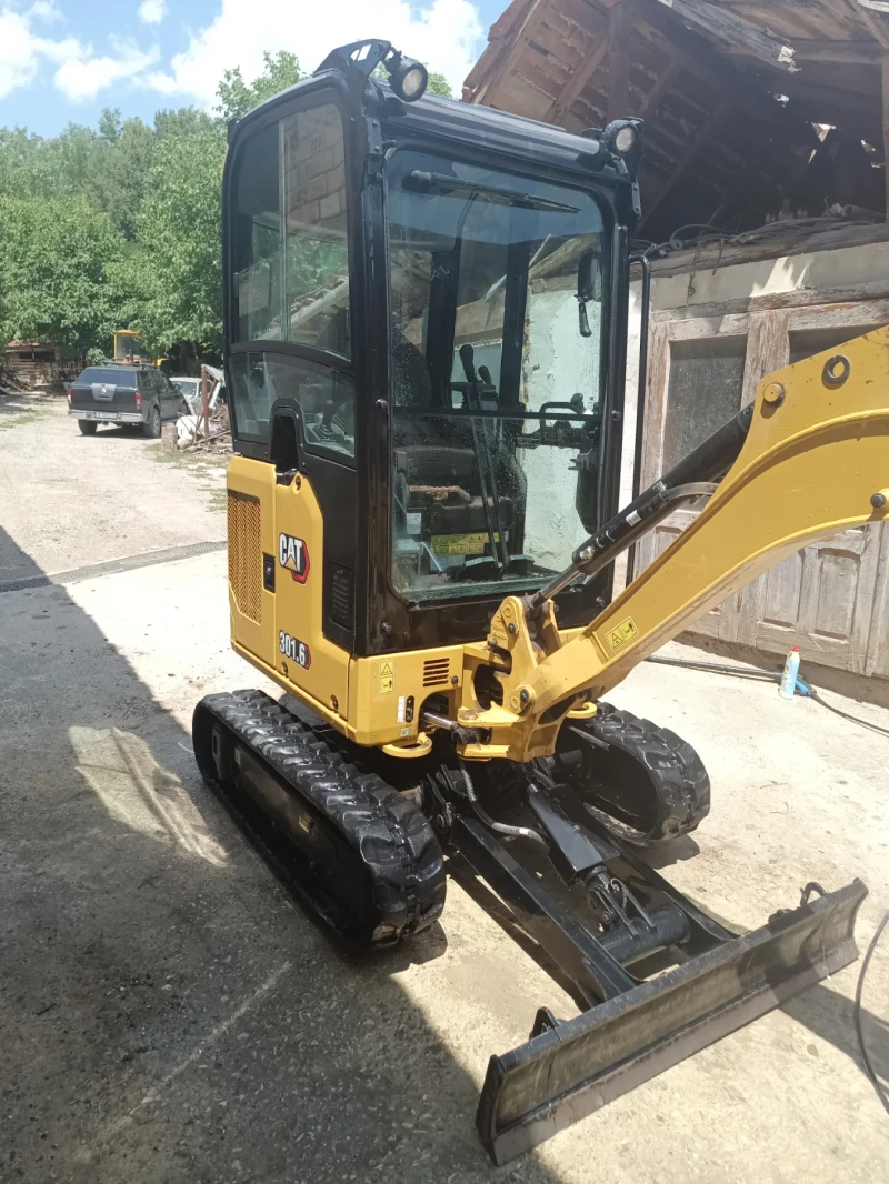 Багер Cat 301.6, снимка 3 - Индустриална техника - 52578934